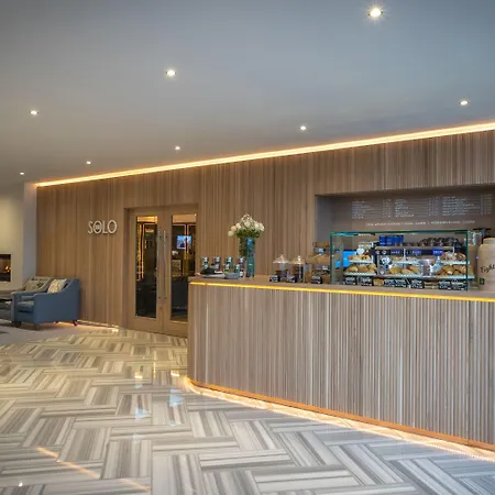 ザ コノート ホテル 3*