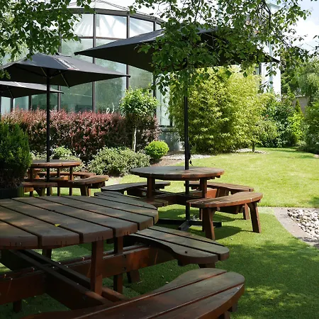 ザ コノート ホテル 3*