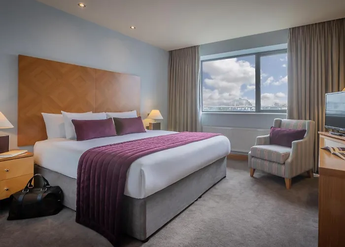 The Connacht Otel 3*