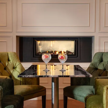 The Connacht 3* Galway